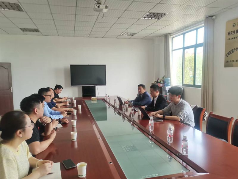 天津药物研究院徐伟仁总工程师率专家来我公司洽谈